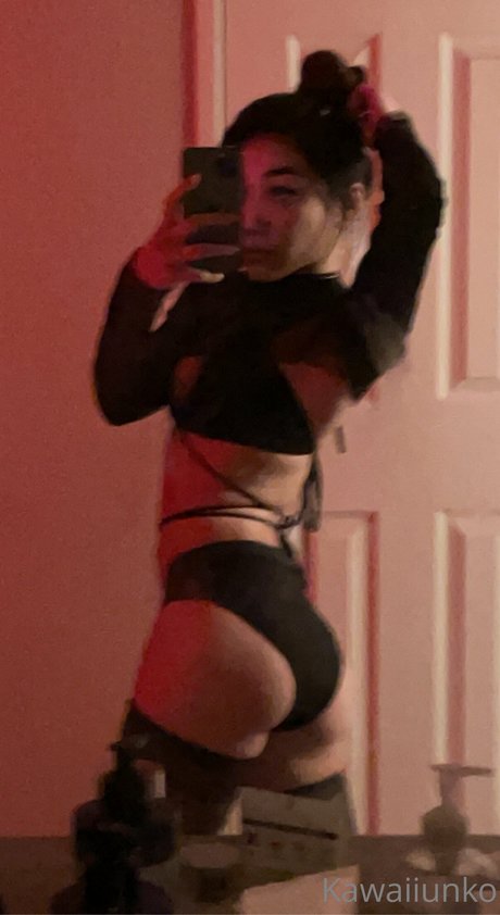 Naakte gelekte OnlyFans-foto van Solanasuniverse