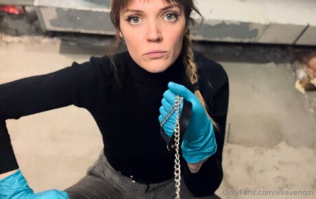 Naakte gelekte OnlyFans-foto van Evavenom