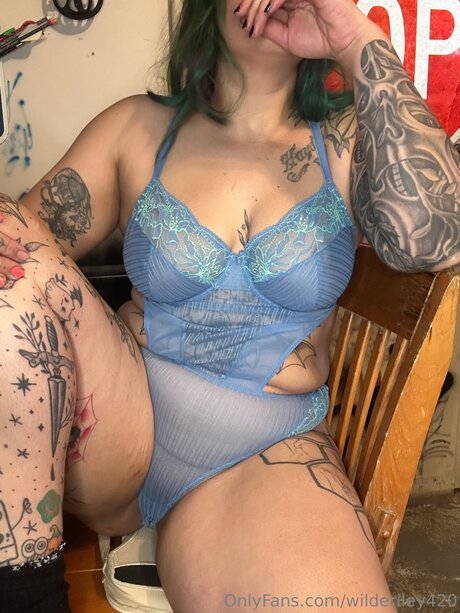 Naakte gelekte OnlyFans-foto van Wilderiley420