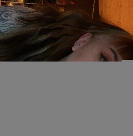 Naakte gelekte OnlyFans-foto van Ladyhopespicy
