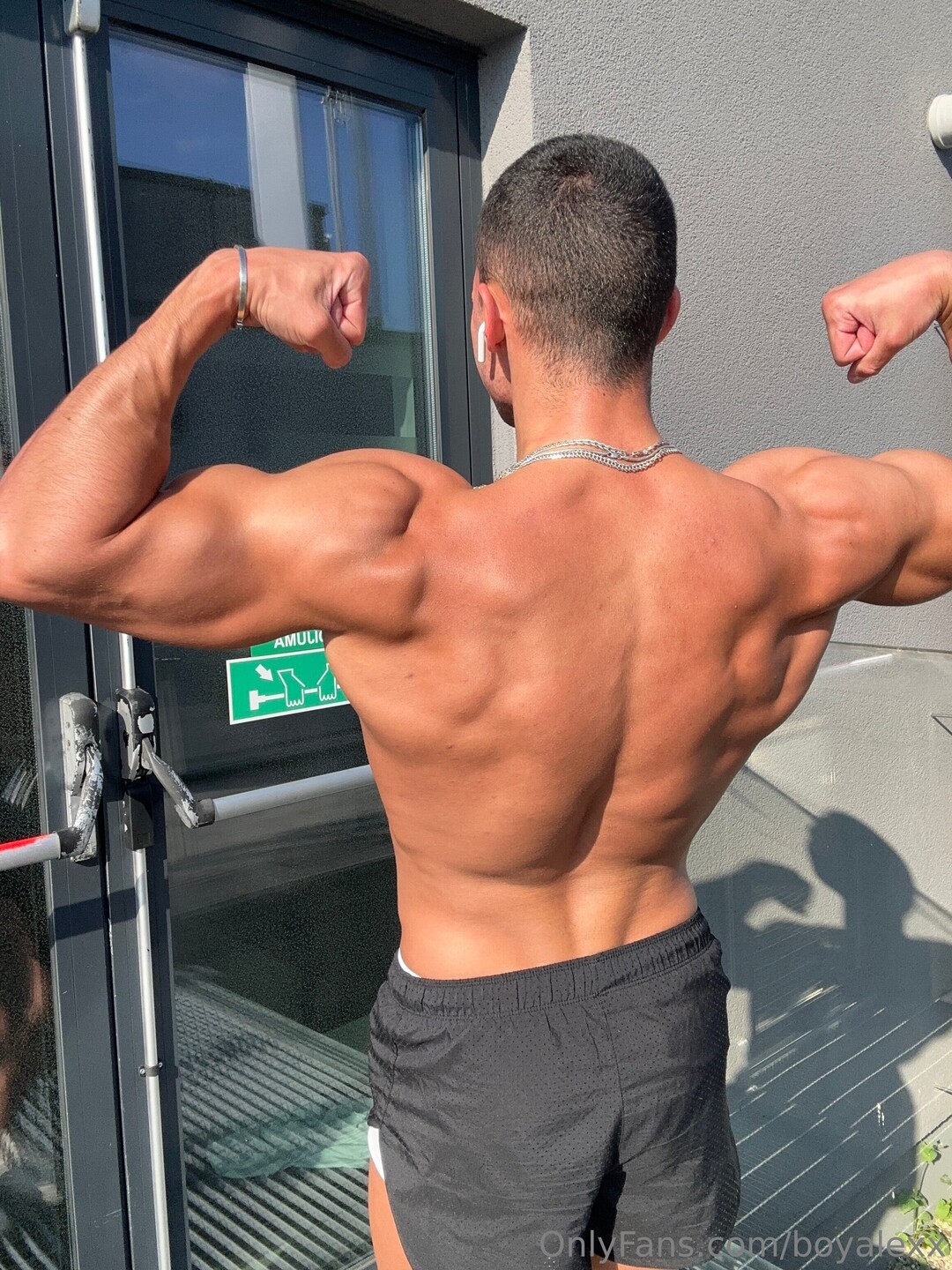 Naakte gelekte OnlyFans-foto van Boyalexx #1025