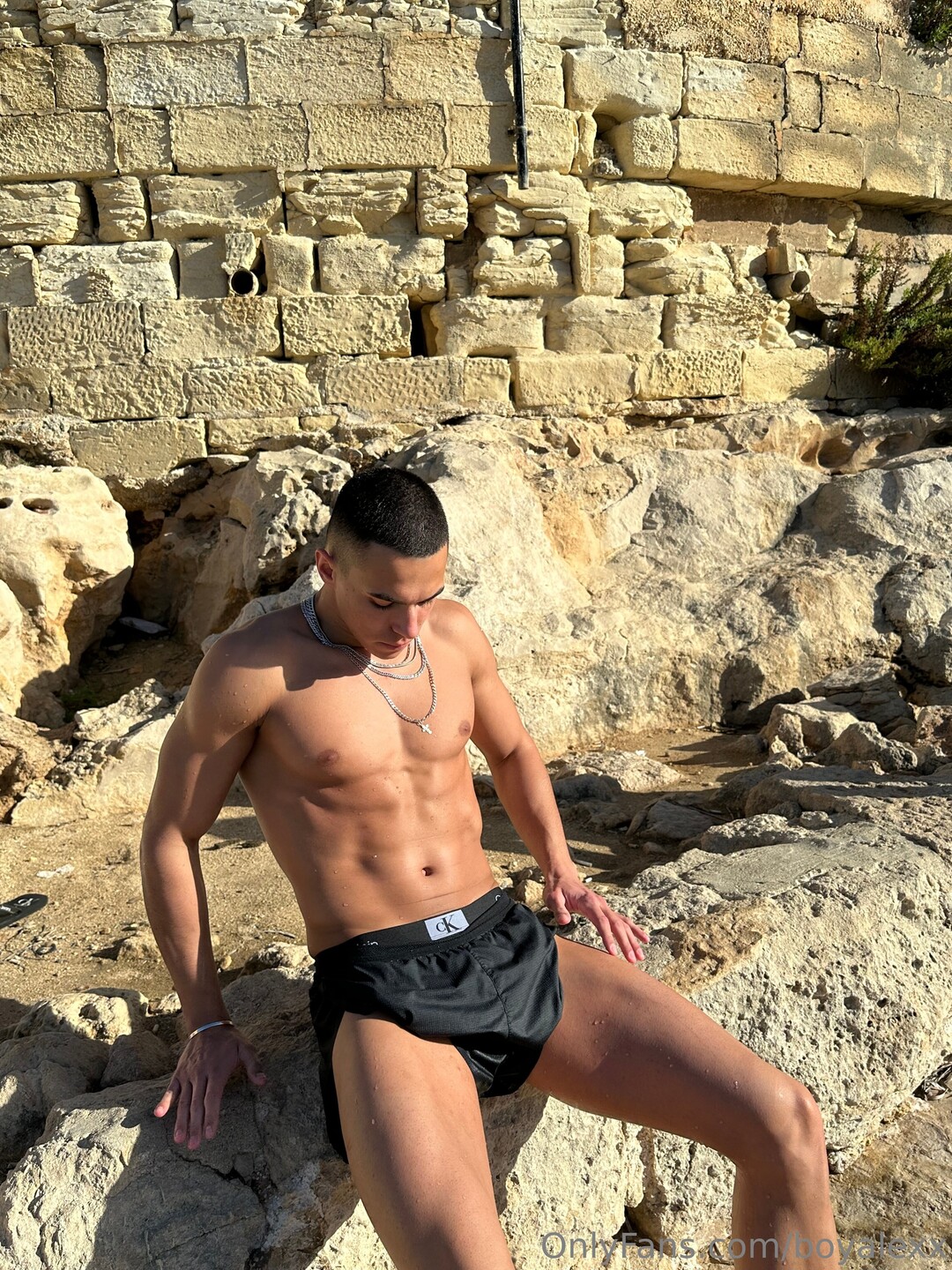 Naakte gelekte OnlyFans-foto van Boyalexx #1062