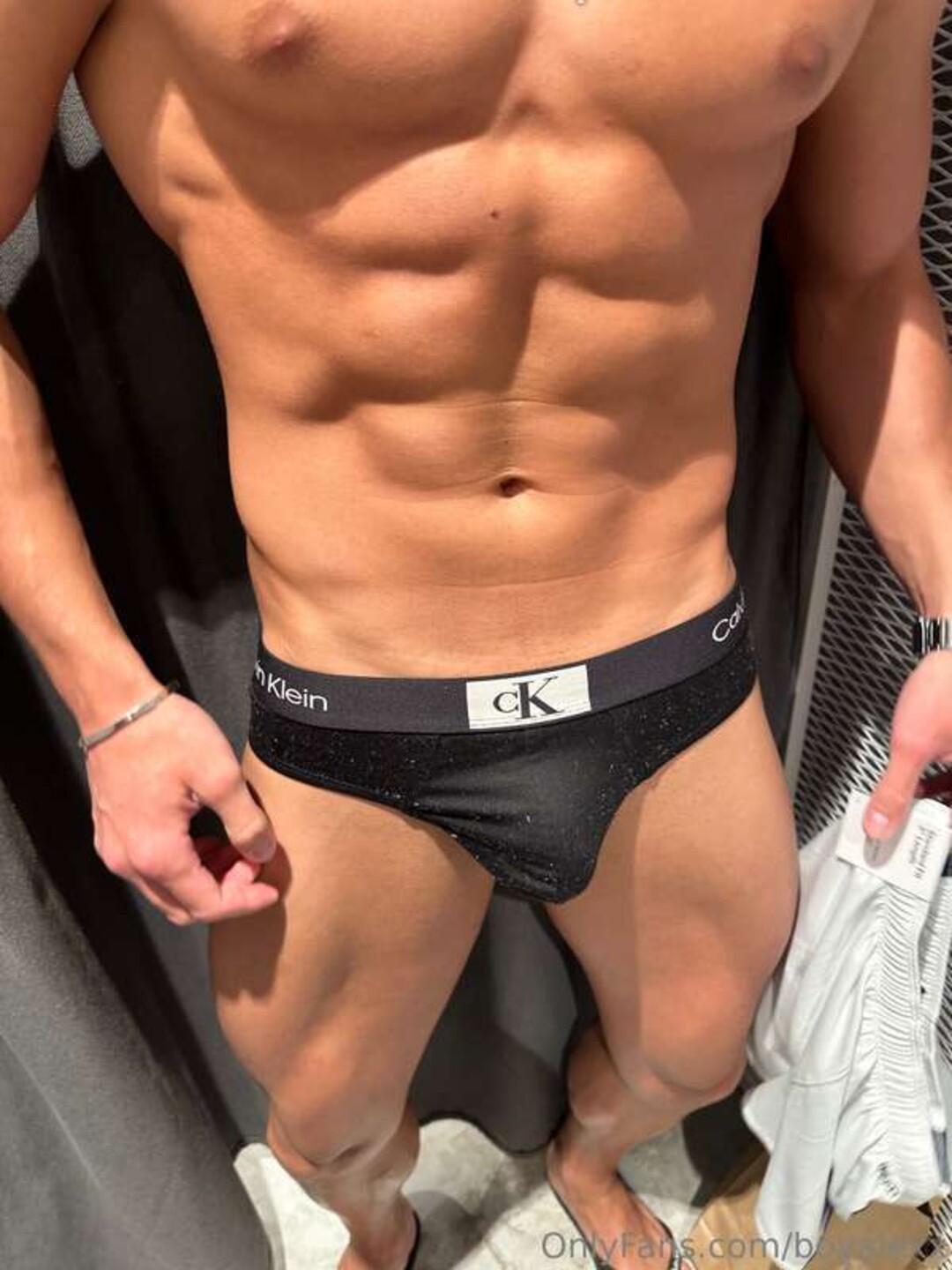 Naakte gelekte OnlyFans-foto van Boyalexx #1071