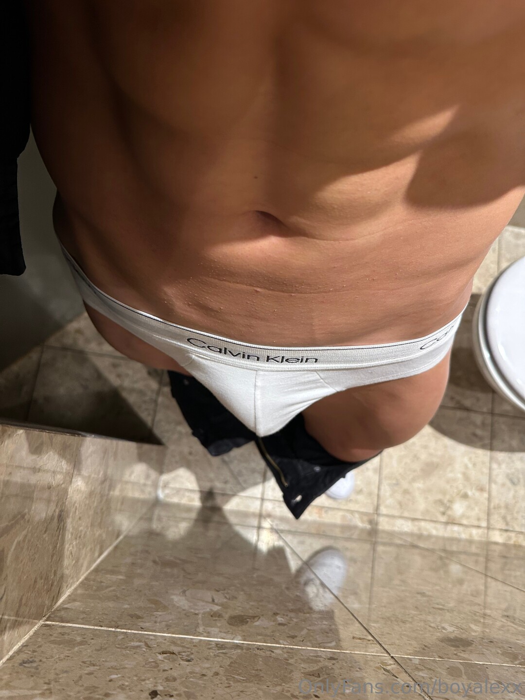Naakte gelekte OnlyFans-foto van Boyalexx #1079