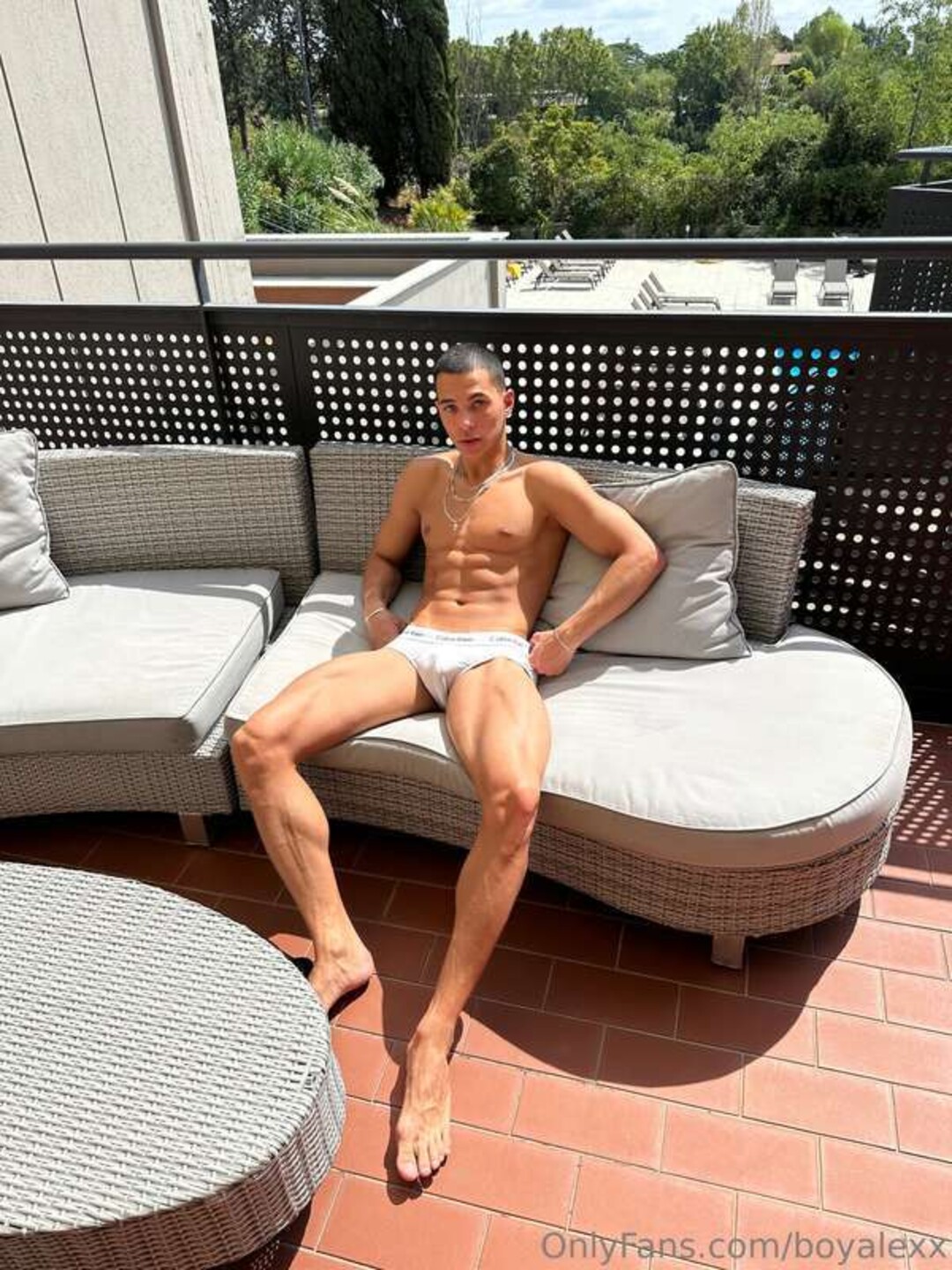 Naakte gelekte OnlyFans-foto van Boyalexx #1092