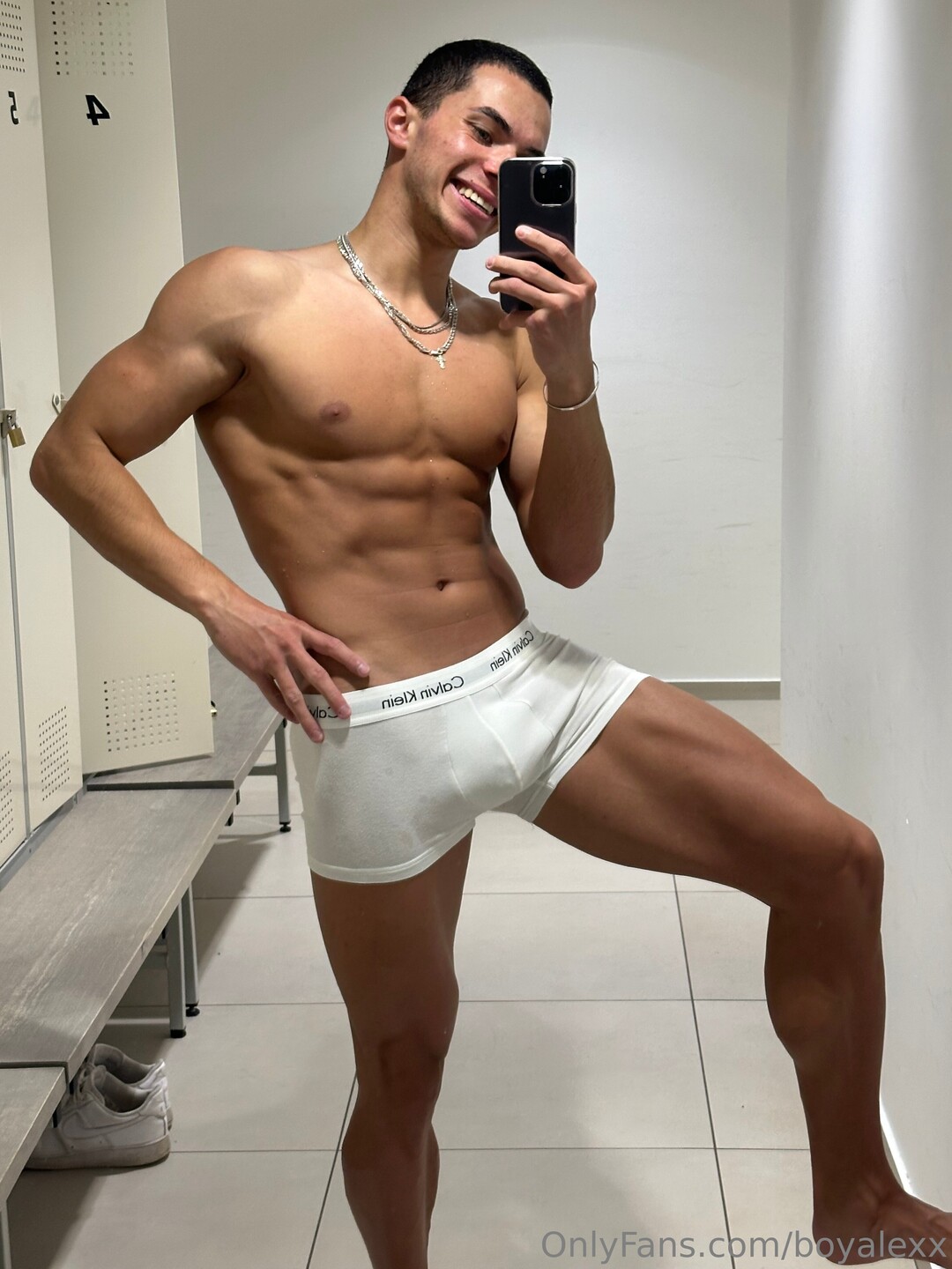 Naakte gelekte OnlyFans-foto van Boyalexx #1141