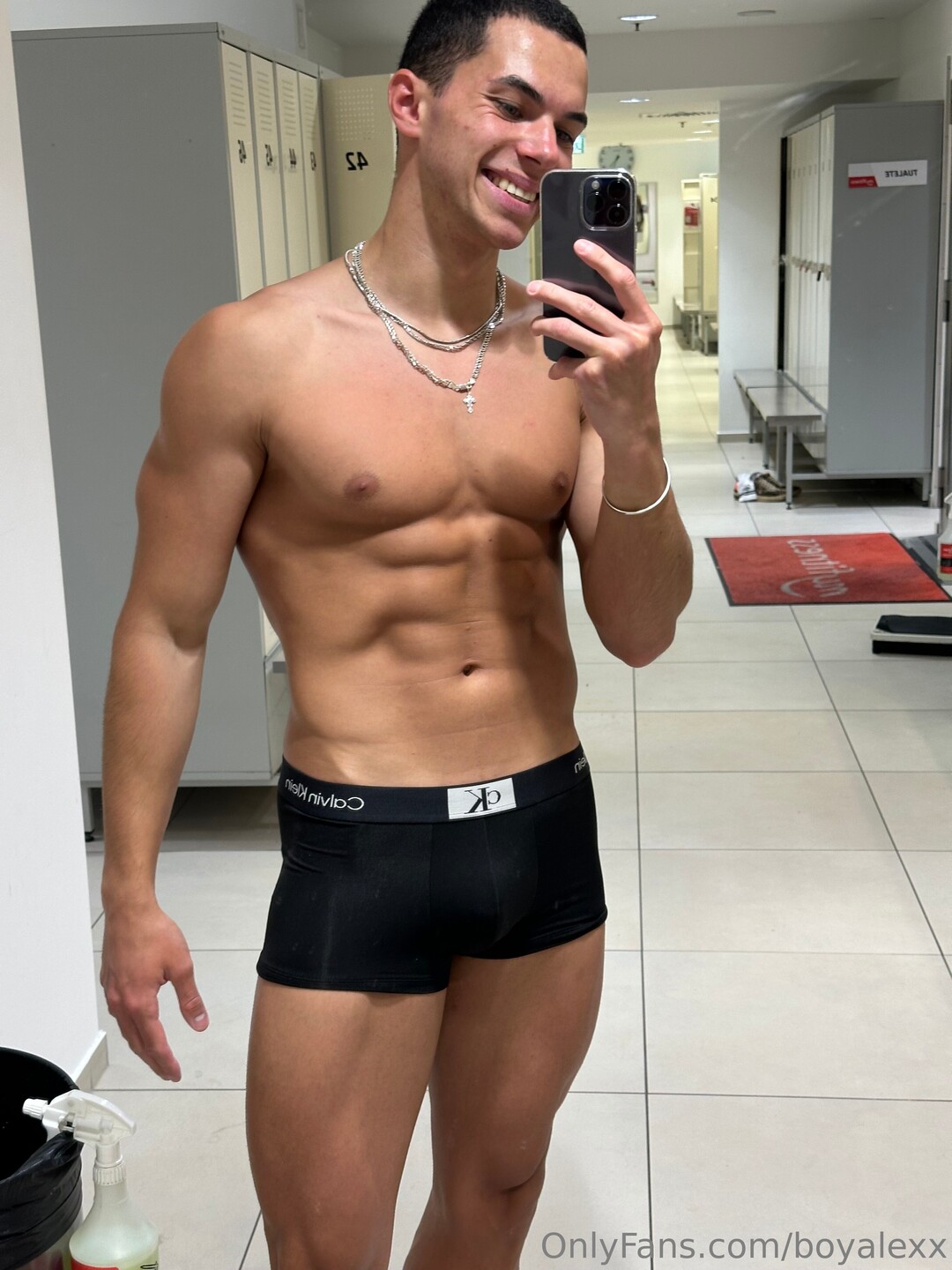 Naakte gelekte OnlyFans-foto van Boyalexx #1180