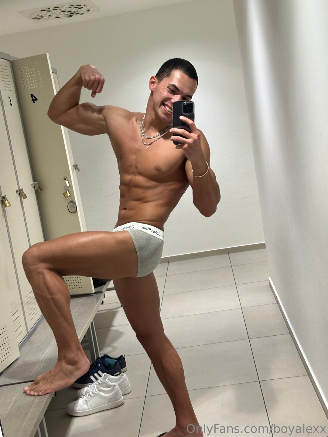 Naakte gelekte OnlyFans-foto van Boyalexx #1188