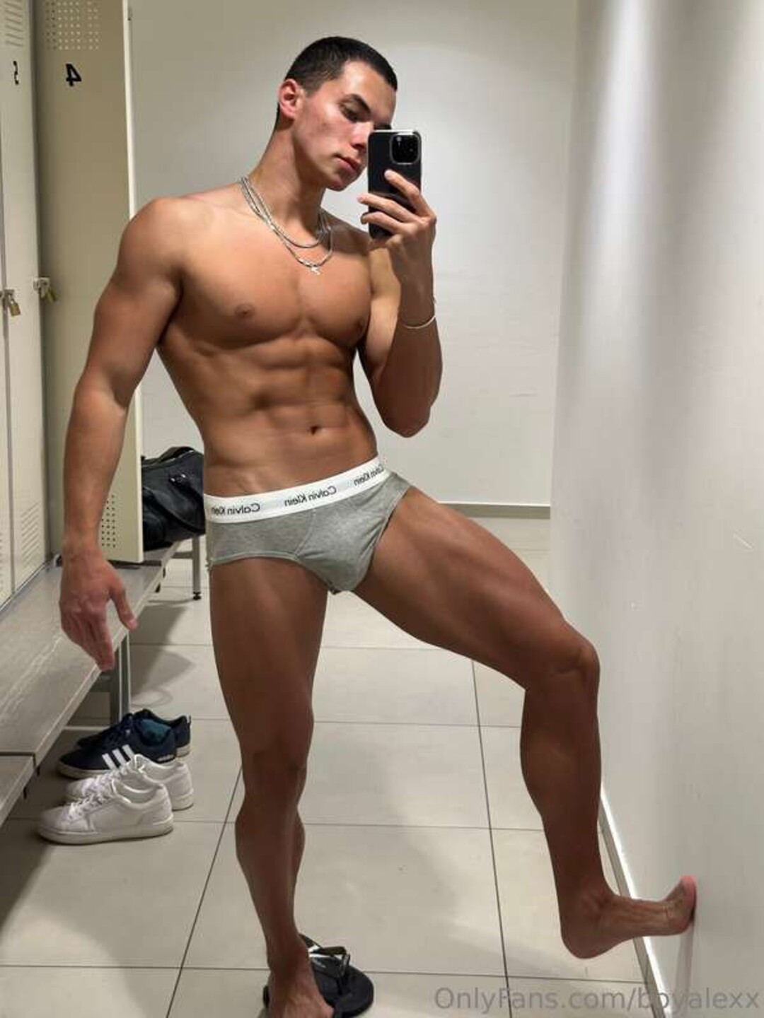 Naakte gelekte OnlyFans-foto van Boyalexx #1196