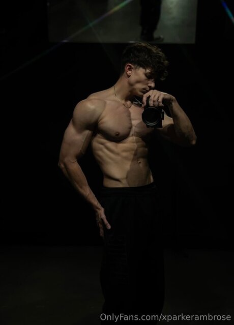 Naakte gelekte OnlyFans-foto van Xparkerambrose
