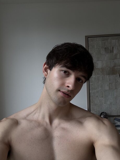 Naakte gelekte OnlyFans-foto van Officialdrj