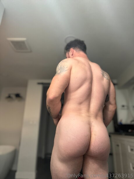 U437263915