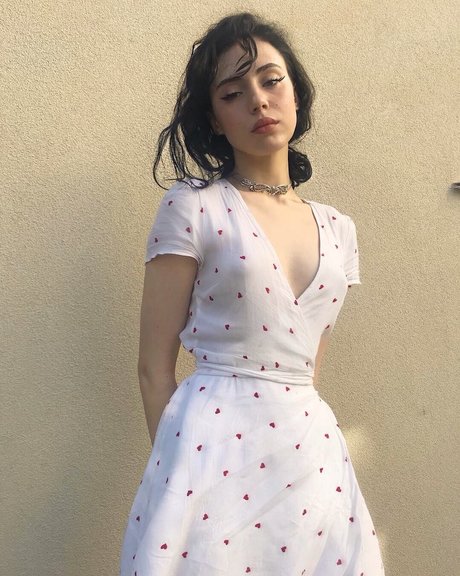 Mina Bell