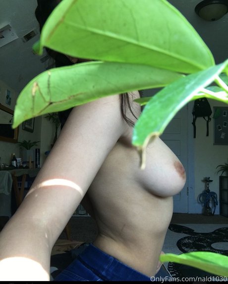 Naakte gelekte OnlyFans-foto van Duuumbass