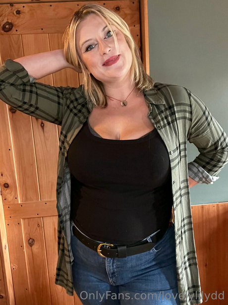 Lovelylilyd