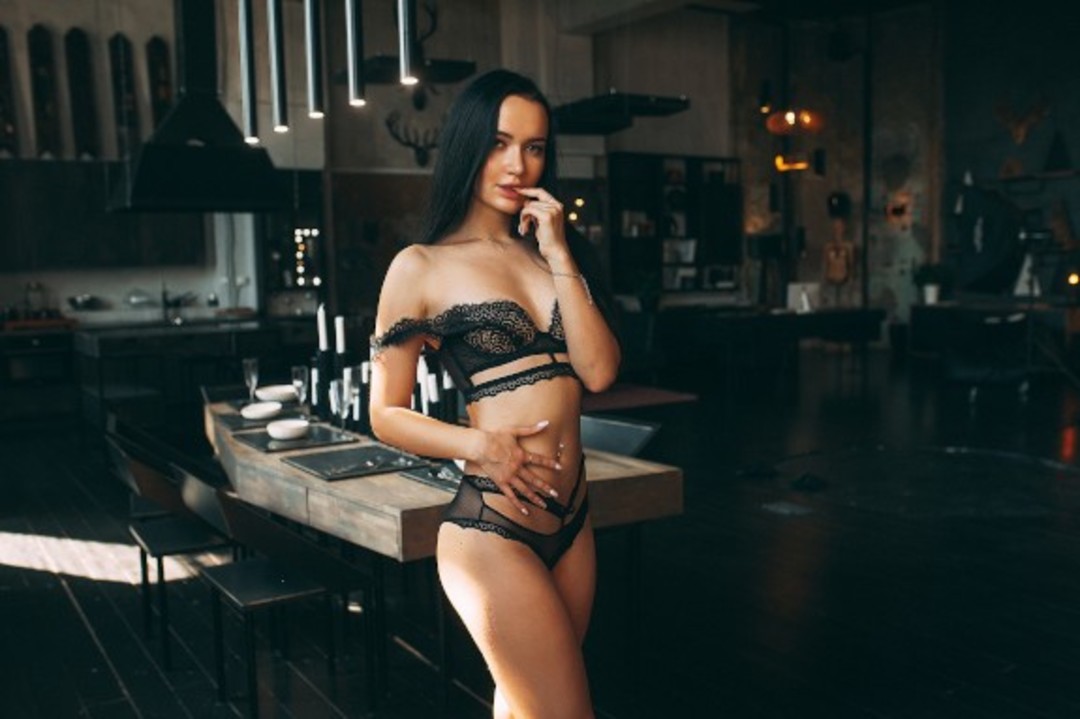 Naakte gelekte OnlyFans-foto van Sasha Sparrow #4 Naakte gelekte OnlyFans-foto van Sasha Sparrow #4