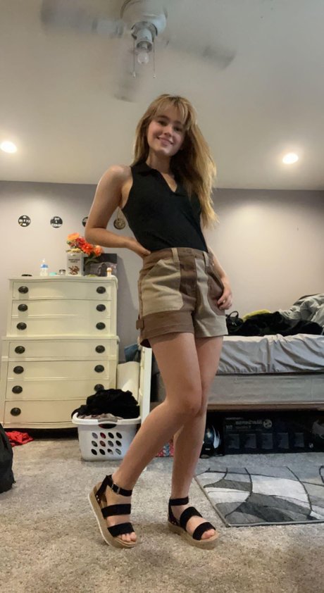 Naakte gelekte OnlyFans-foto van Eloisenoice