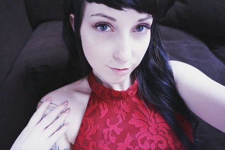Ivy laura