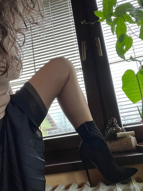 Naakte gelekte OnlyFans-foto van Malinawhispers