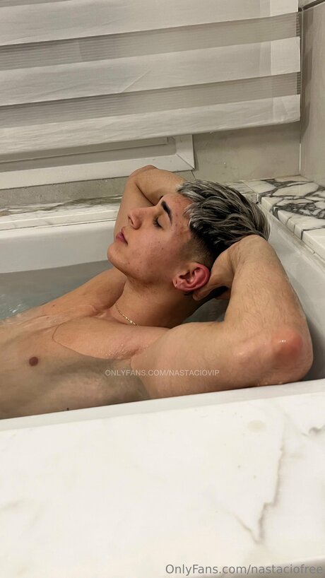 Naakte gelekte OnlyFans-foto van Nastaciofree