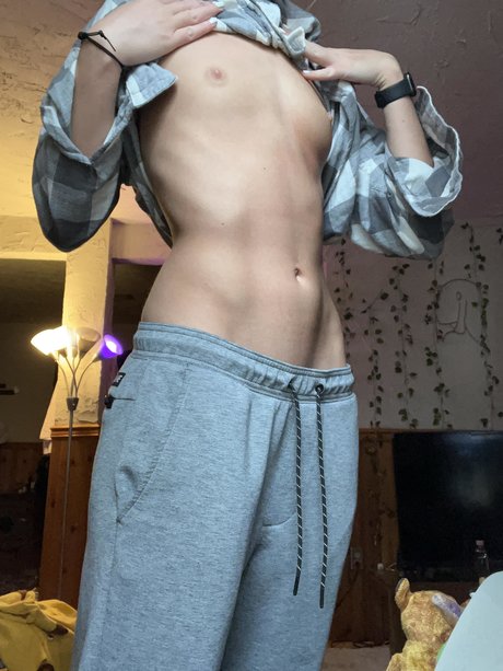 Naakte gelekte OnlyFans-foto van Summer