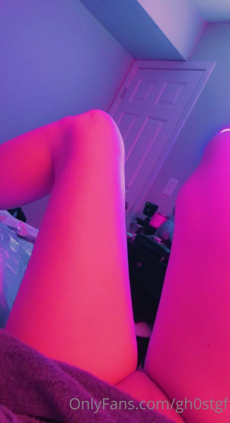 Ghostgrlfrnd