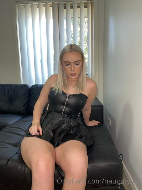 Naakte gelekte OnlyFans-foto van Tynnille Robinson