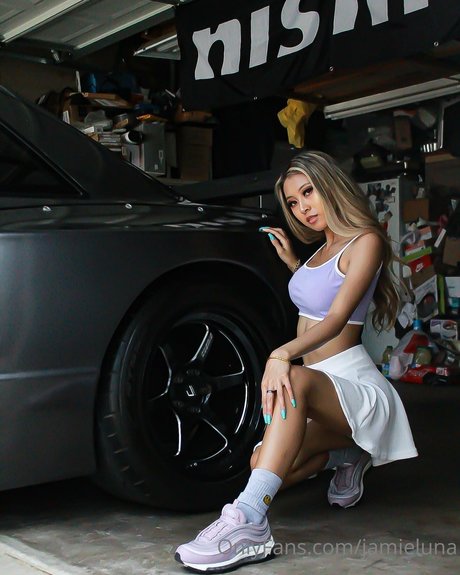 Naakte gelekte OnlyFans-foto van Jamie Luna
