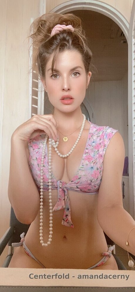 Amanda Cerny