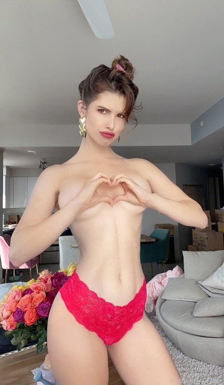 Amanda Cerny