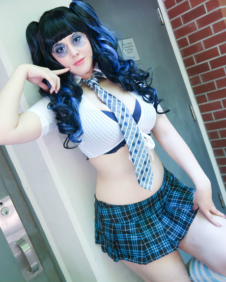 Seviria Cosplay