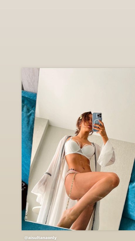 Aisux Aisultanax