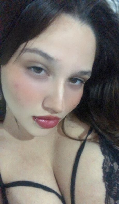 Naakte gelekte OnlyFans-foto van Alexia Frigerio