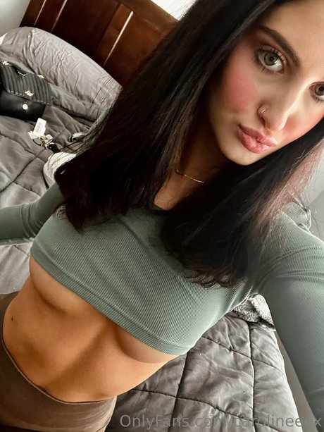 Carolineeex