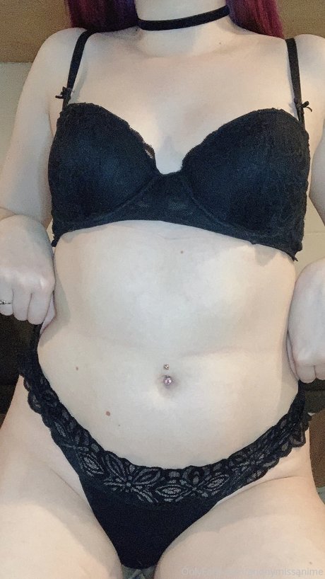 Naakte gelekte OnlyFans-foto van Misty Ide Bloodlustelf