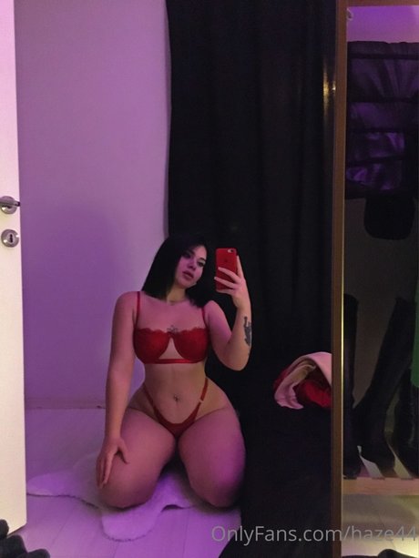 Naakte gelekte OnlyFans-foto van Benhaze44