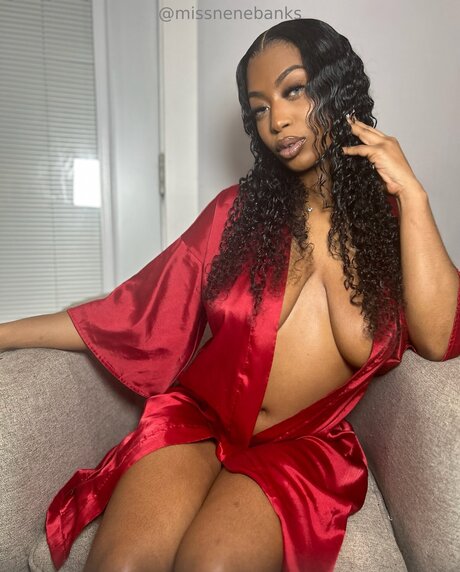 Naakte gelekte OnlyFans-foto van Godknowsimbroke