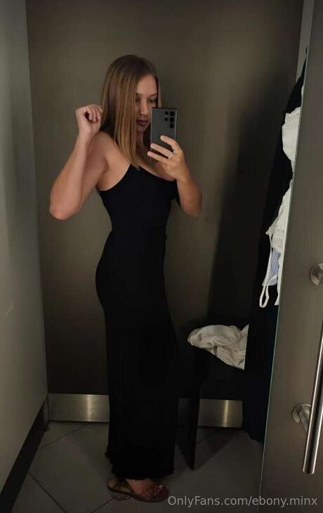 Ebony Minx