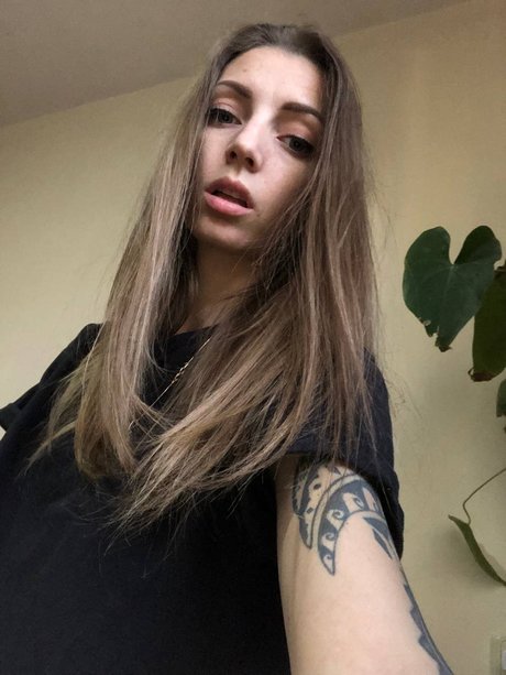 Naakte gelekte OnlyFans-foto van Krisnaughty
