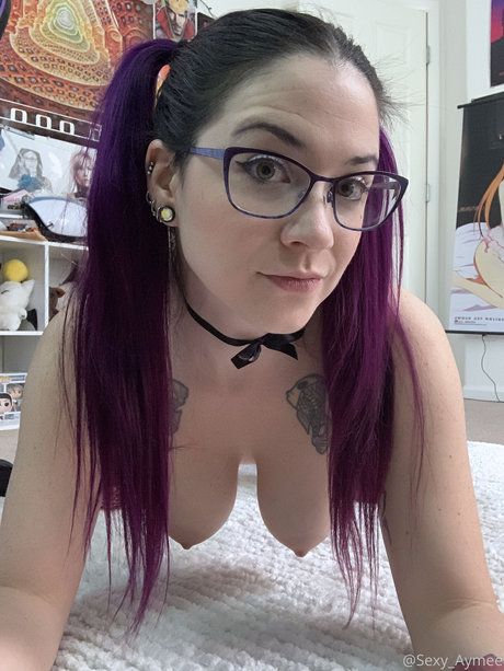 Naakte gelekte OnlyFans-foto van Sexyaymee
