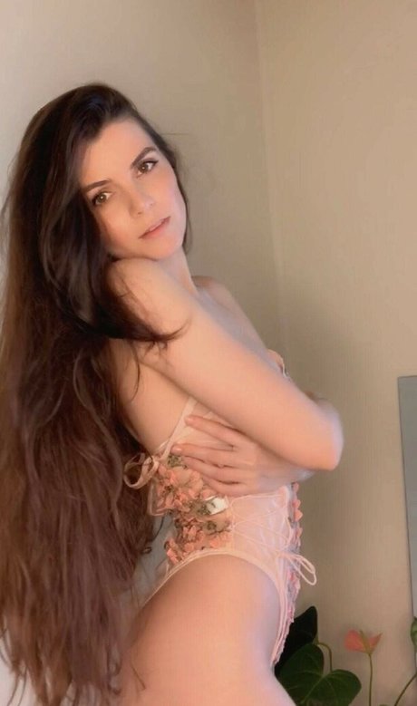 Naakte gelekte OnlyFans-foto van Tabootie