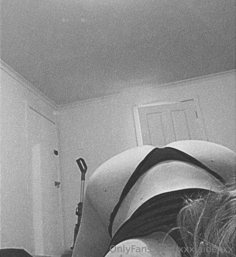 Naakte gelekte OnlyFans-foto van Xxxjaidexxx