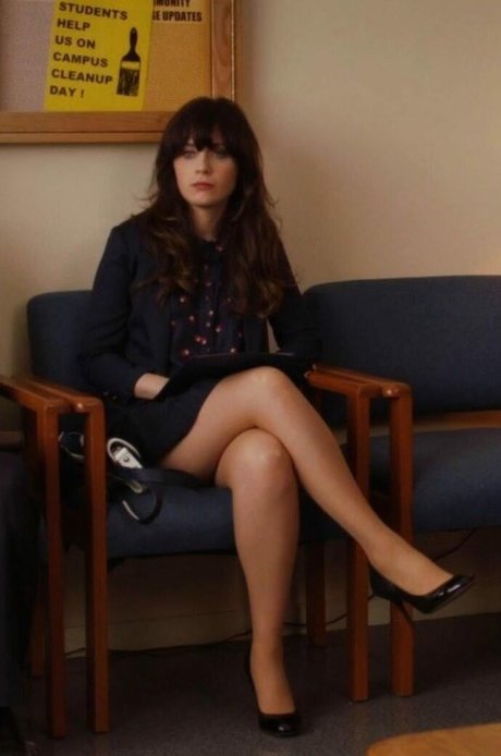 Naakte gelekte OnlyFans-foto van Zooey Deschanel