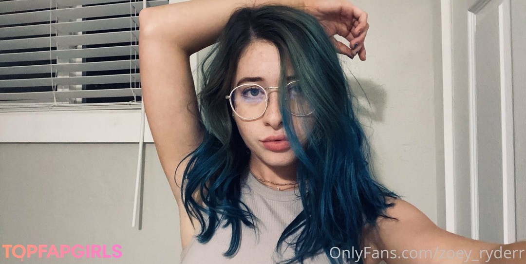 Naakte gelekte OnlyFans-foto van Zoeyryderr #46 Naakte gelekte OnlyFans-foto van Zoeyryderr #46