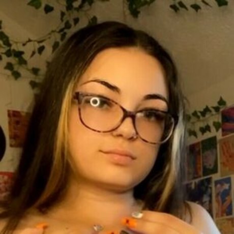 Naakte gelekte OnlyFans-foto van Indicaorsativa