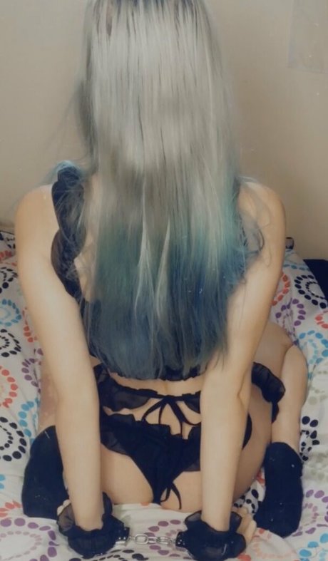 Naakte gelekte OnlyFans-foto van Zoesparks9