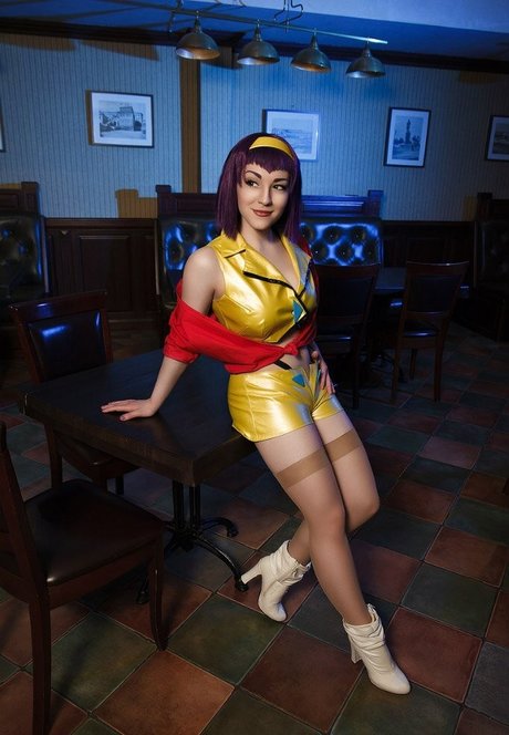 Zoe Volf Cosplay