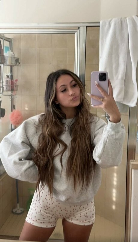 Naakte gelekte OnlyFans-foto van Zoe Fergurson