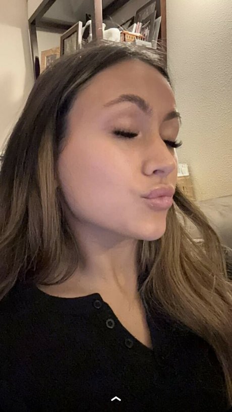 Naakte gelekte OnlyFans-foto van Zoe Fergurson