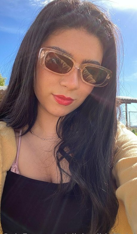 Oliviawildofficial